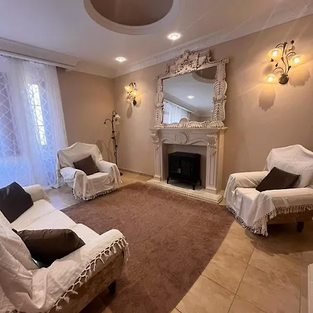 Spacious Flat Near Valletta & Waterfront - Ideal Location Apartment *